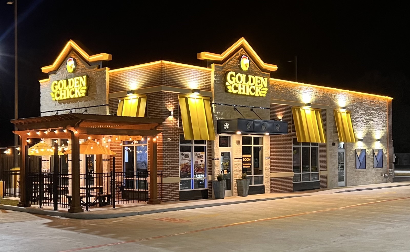 Golden Chick opens new Southeast Texas location