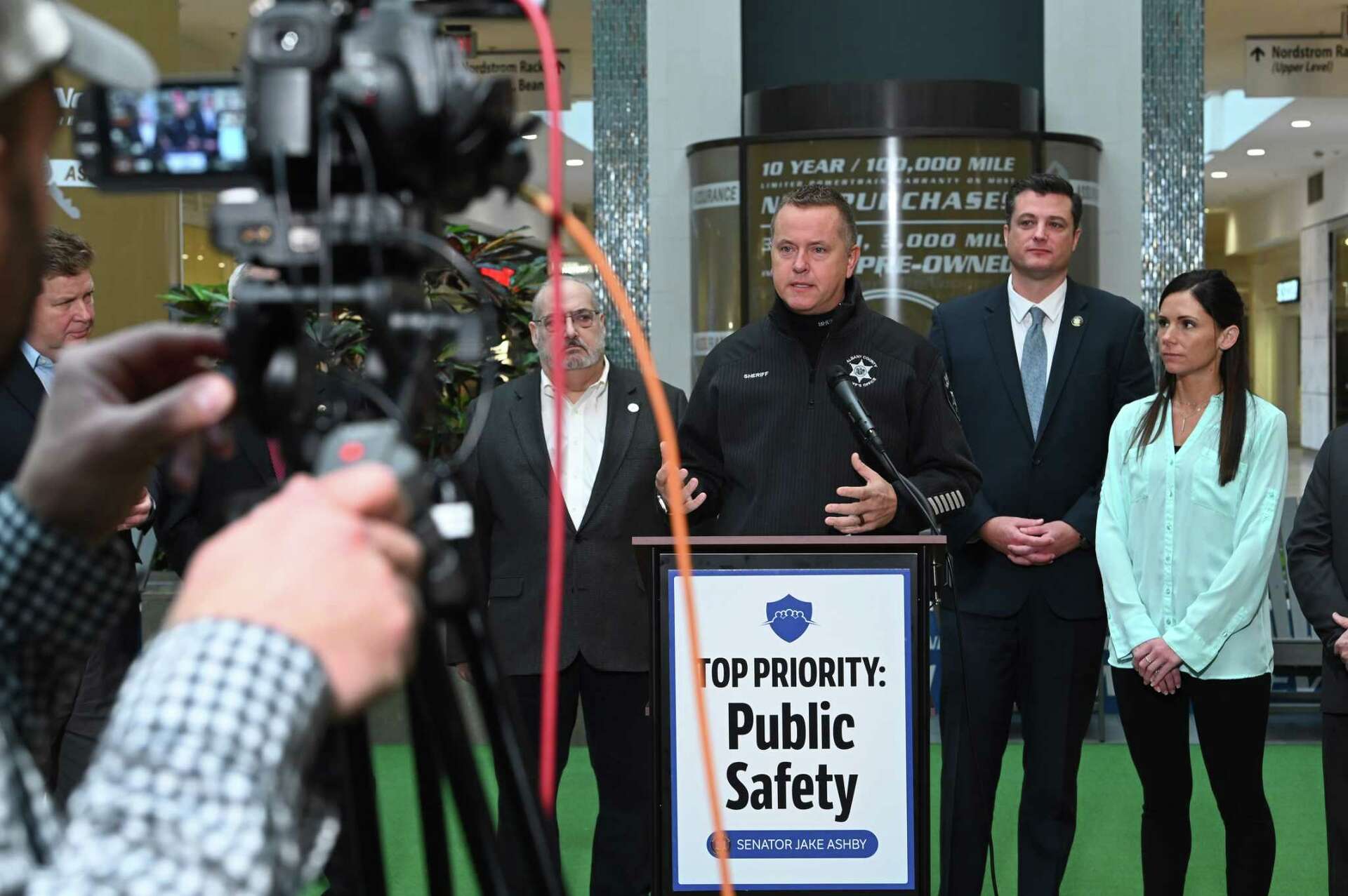 New York set to crack down on organized retail theft