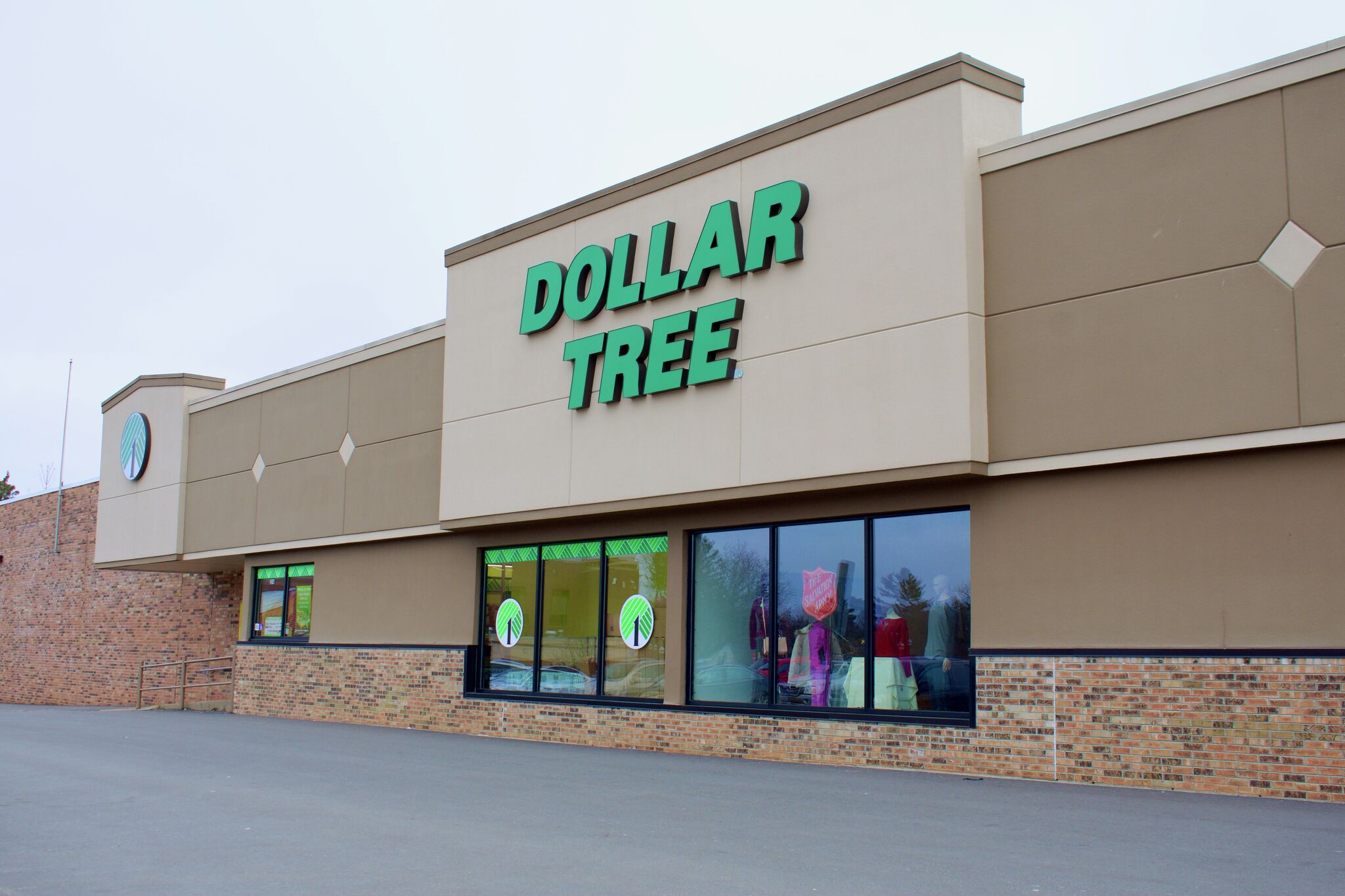 Dollar Tree opens Big Rapids Michigan store in Mecosta County