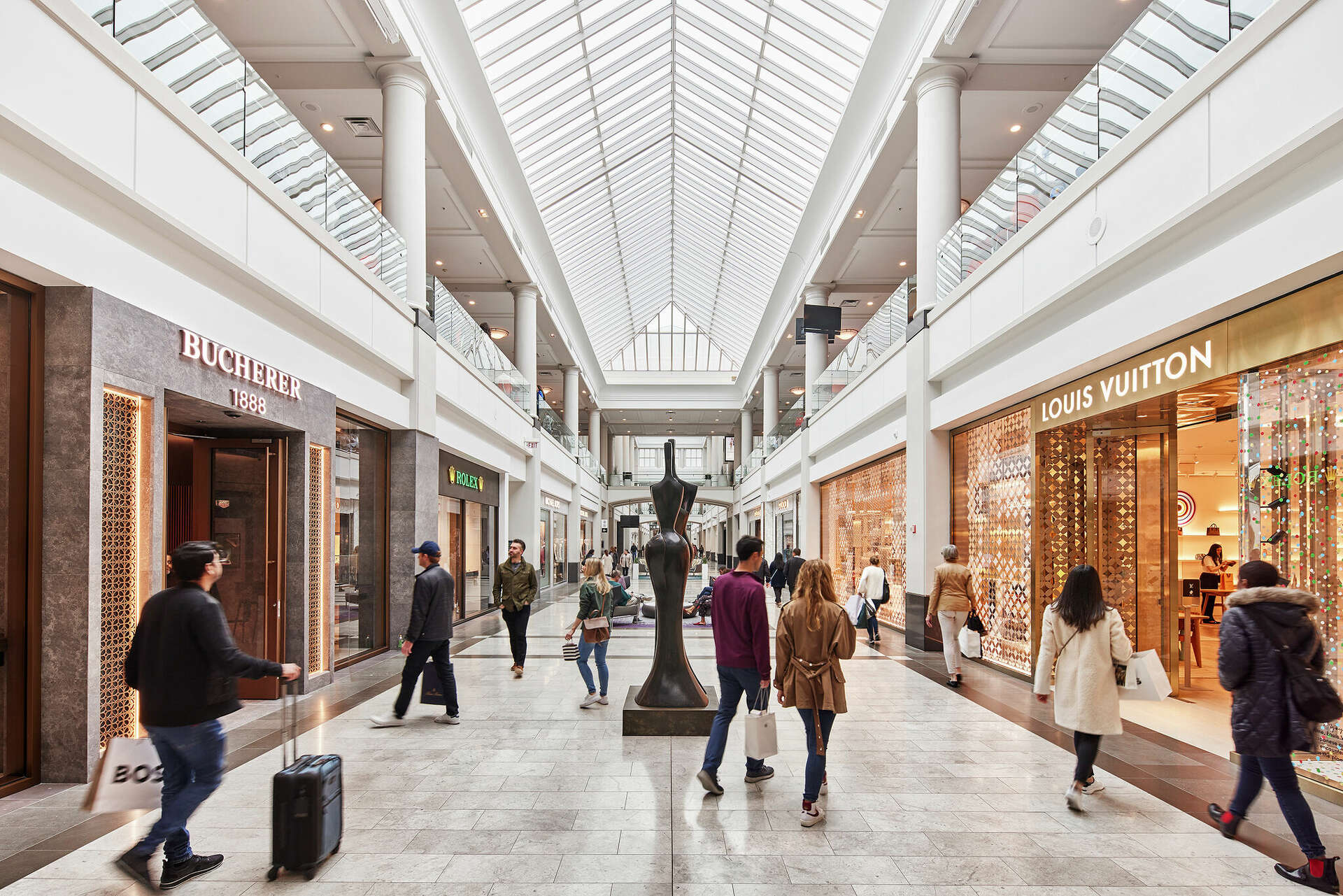 White Plains went from 3 malls to 1 but still draws CT shoppers