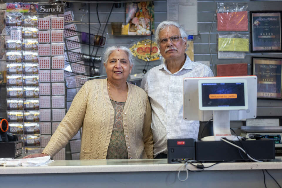 Safeway may give up on this SF neighborhood. This family grocer won't.