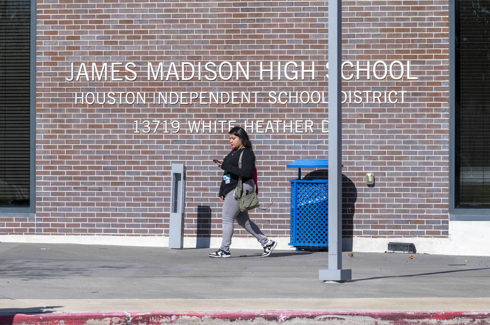 HISD's Madison High School's cellphone ban prompts student walkout