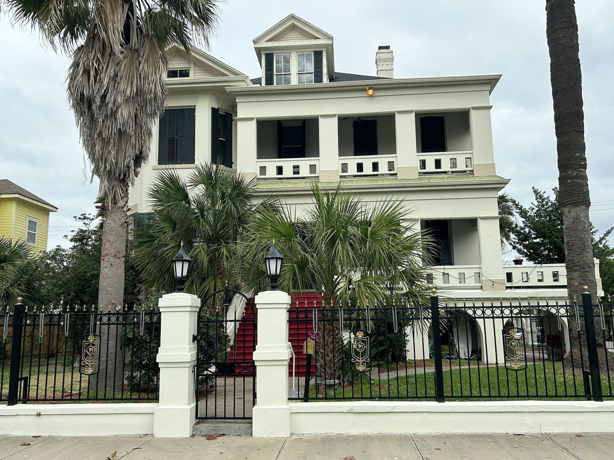 Facebook users impressed by 1905 Galveston vacation rental
