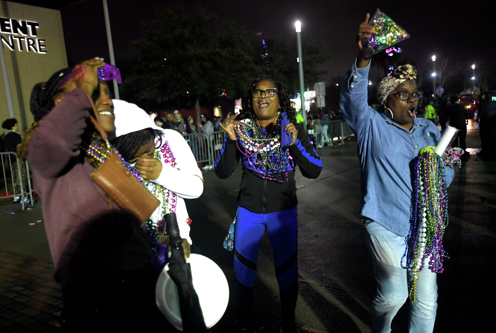 Mardi Gras Krewe of Aurora Grand Parade marks grand finale