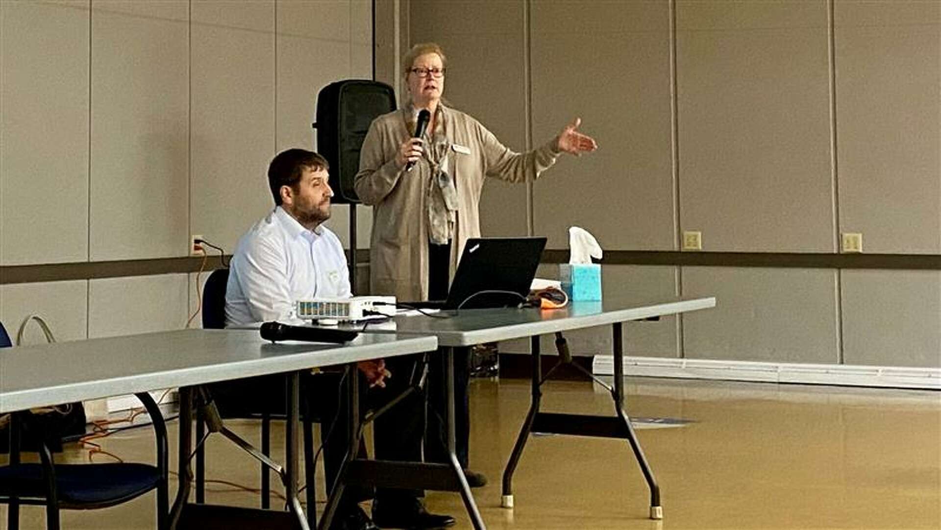 Larkin residents split on potential Letts Road connection