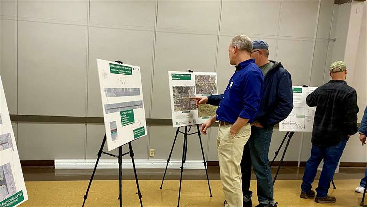 Larkin residents split on potential Letts Road connection