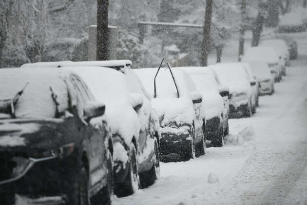 Parking bans around CT ahead of today's storm