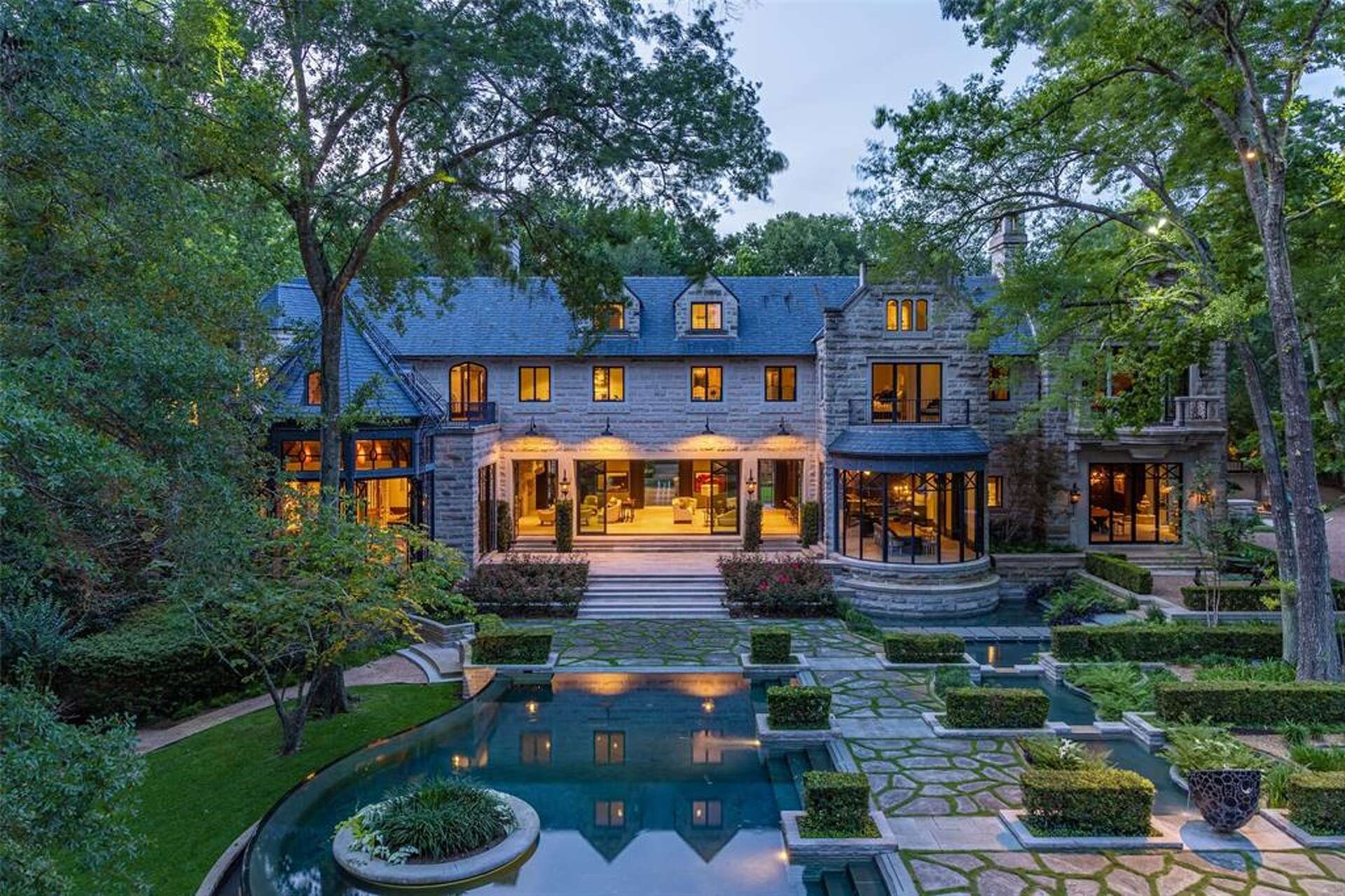 Swimming Pool and Spa Construction, Castle Rock | Browne \u0026 Associates, image size:1920x1279