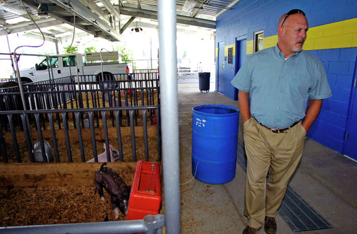 Rodney Cavness And Evadale ISD