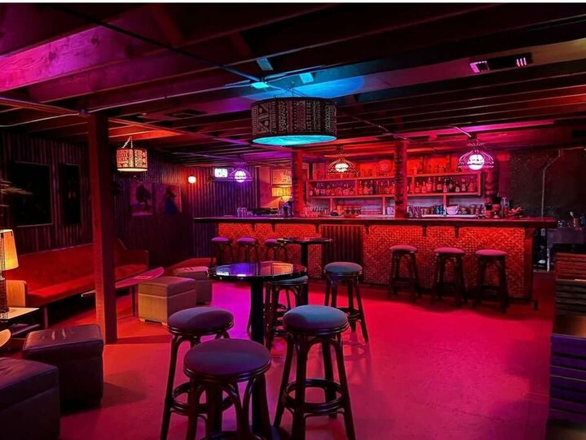 Holy Diver Tiki Lounge