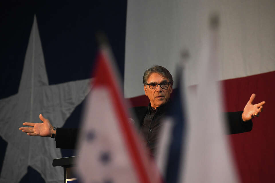 Former Governor Rick Perry Endorses Dade Phelan At Local Rally