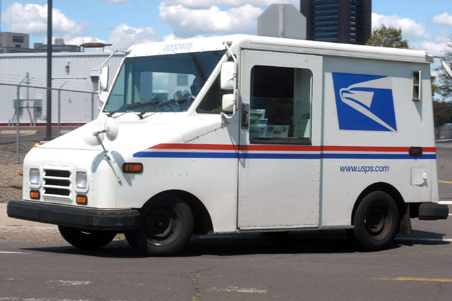 Officials: Former Usps Worker Pleads Guilty To Meriden Mail Theft