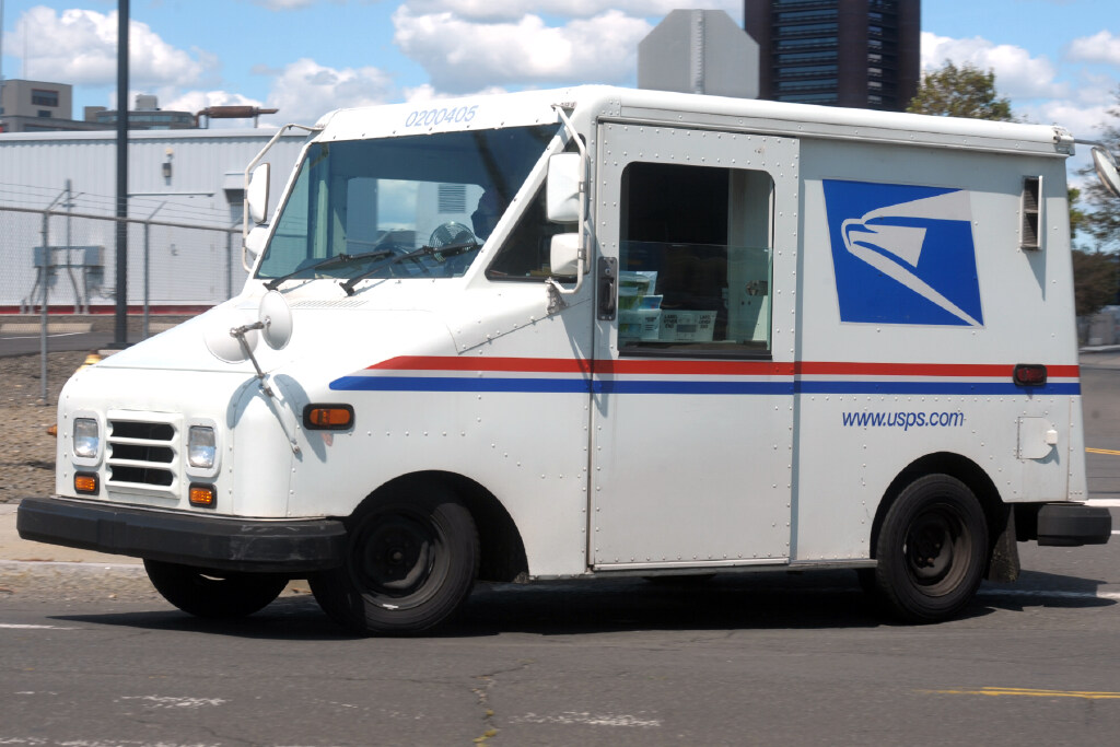 Postal Service cutting places to process letters for some CT residents