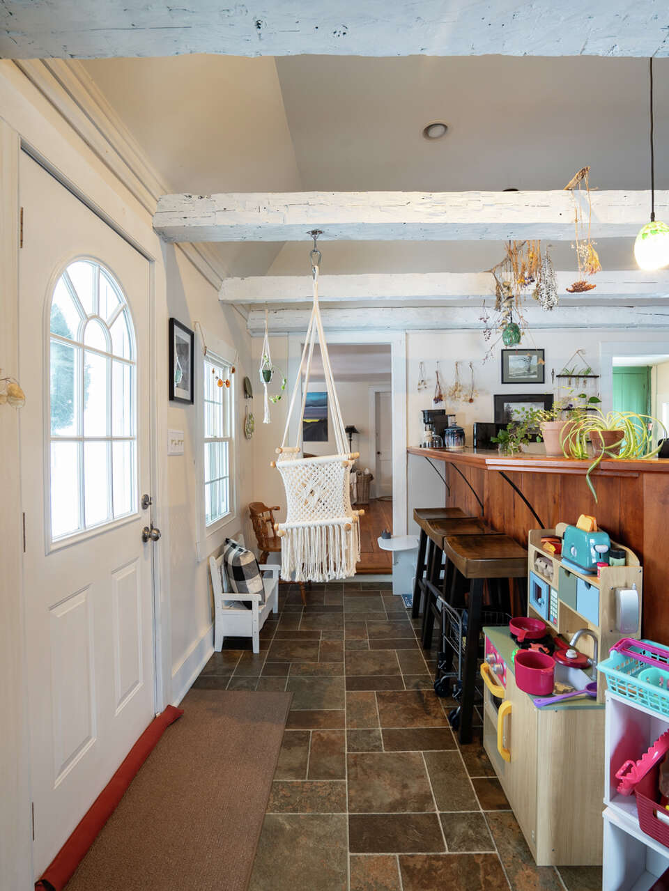 Colonial in Schodack with three bedrooms for sale just over 400,000