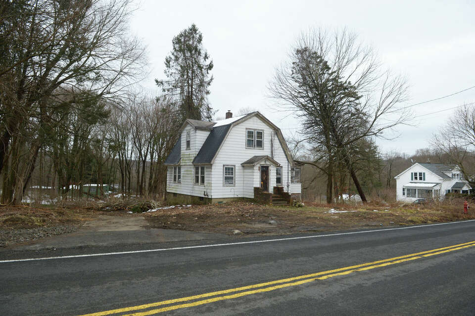 Bethel developer proposes 830g housing on Putnam Park Road