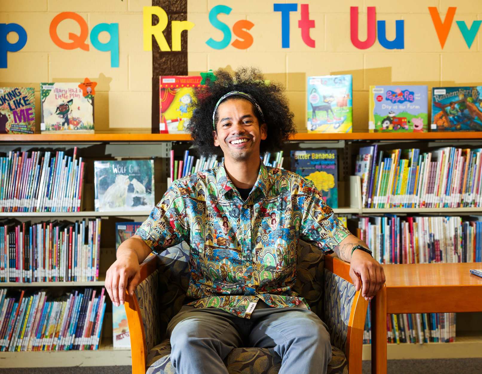 Popular Bay Area librarian resigns for his mental health