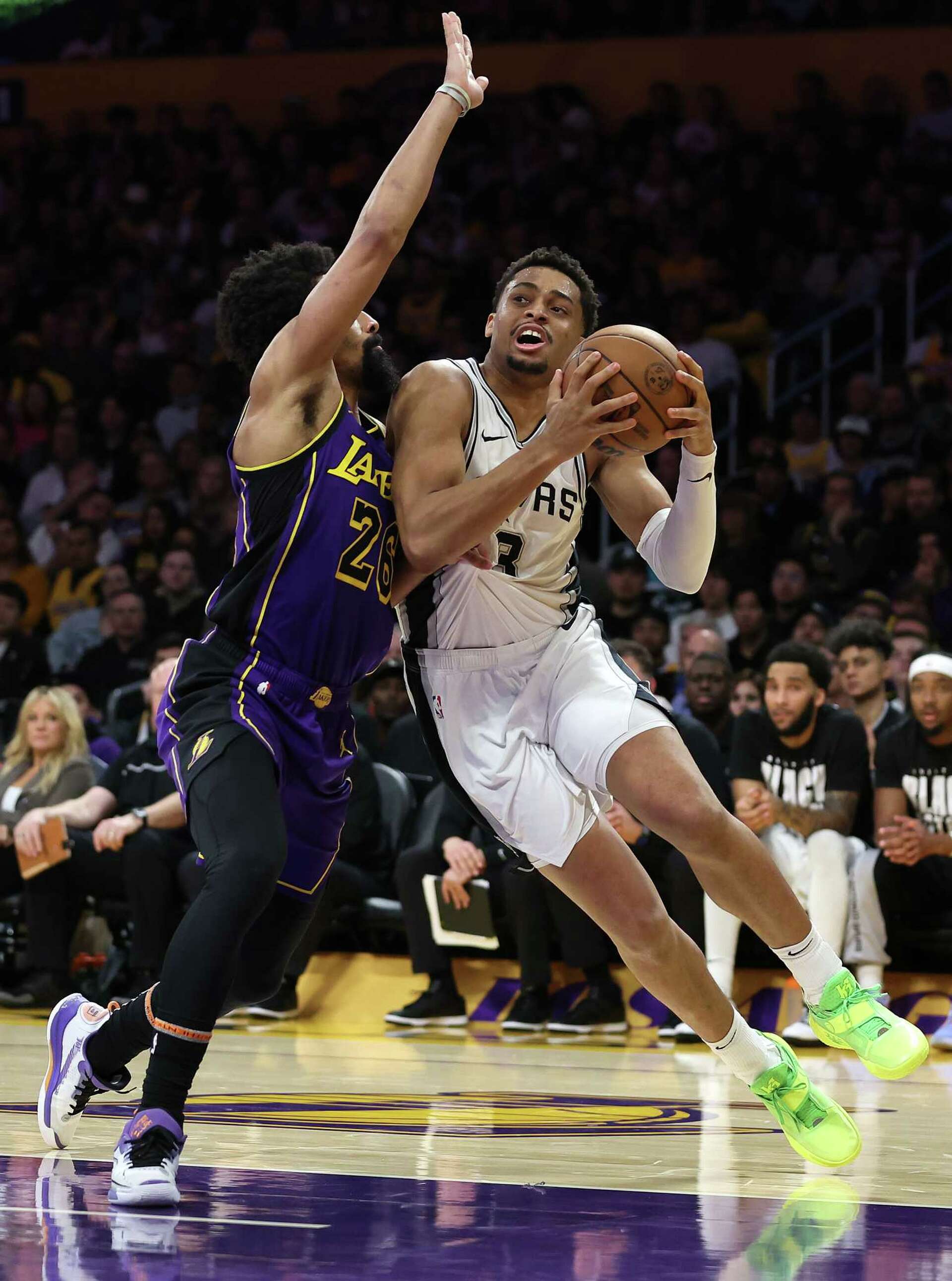 Breaking down the San Antonio Spurs' 202425 depth chart