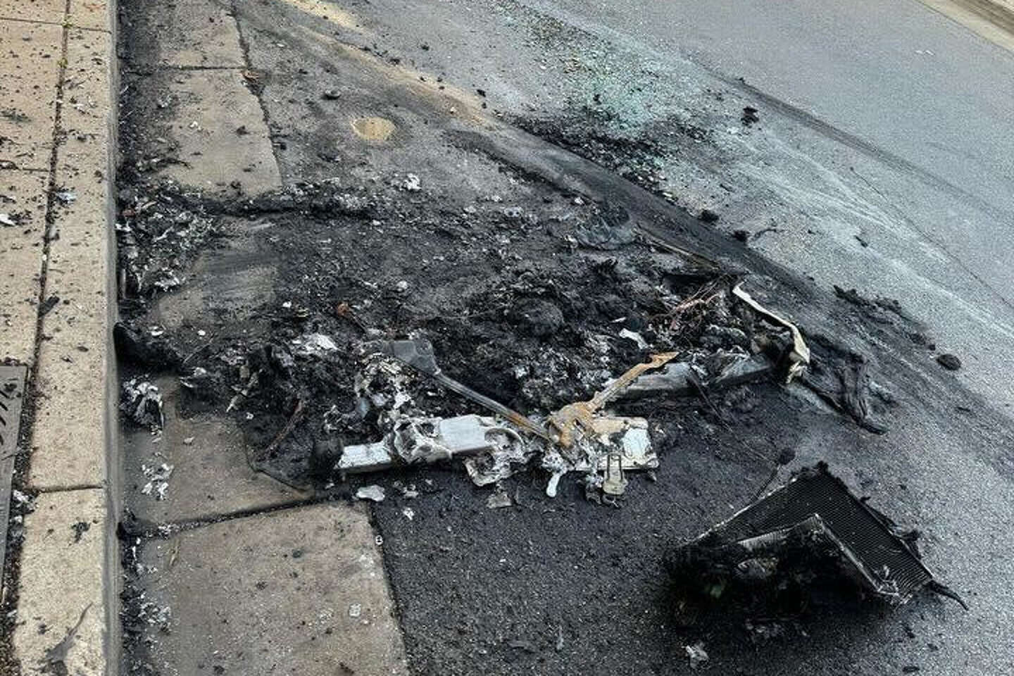 Arson feared as two Teslas burn within blocks of each other in SF