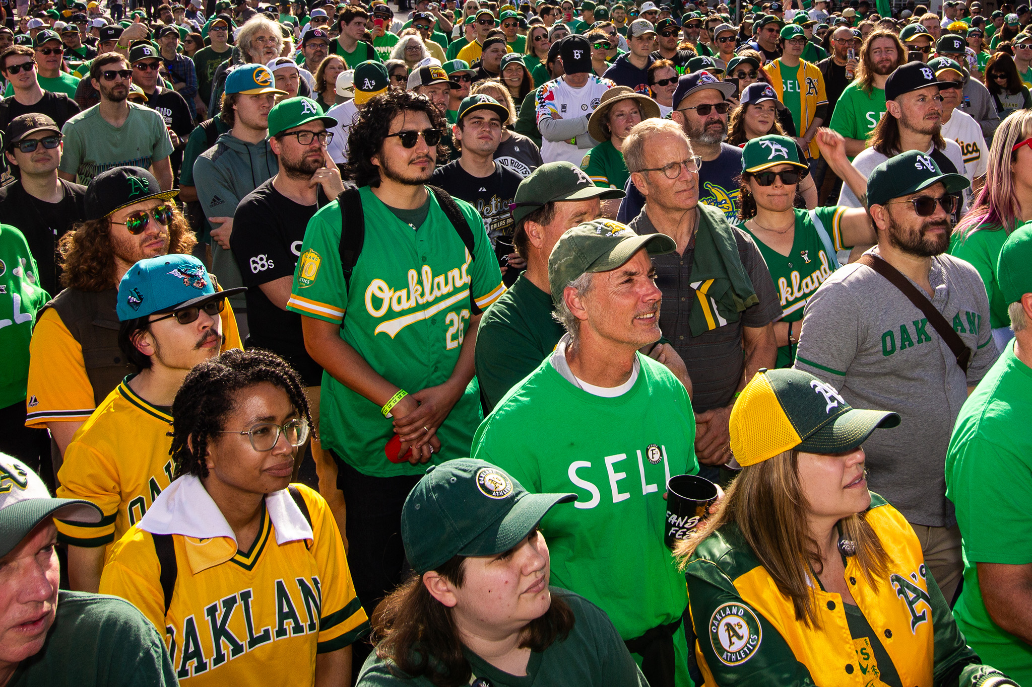 Oakland a's best sale fan shop