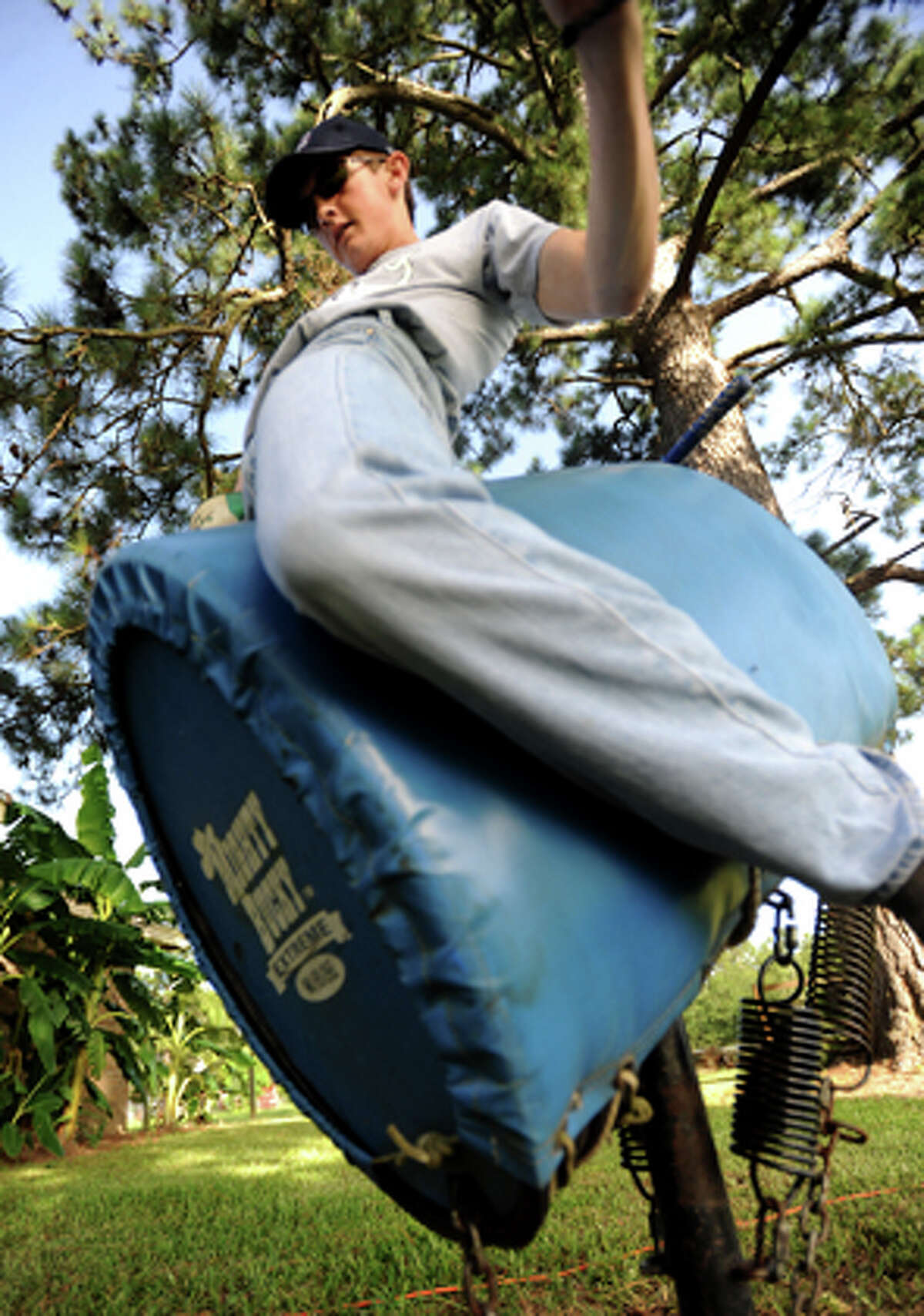 Cody Teel Trains for Bull Riding Finals