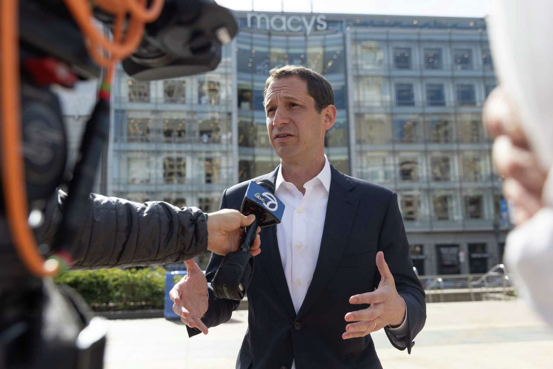 S.f. Mayoral Candidates Target City Dysfunction, Corruption