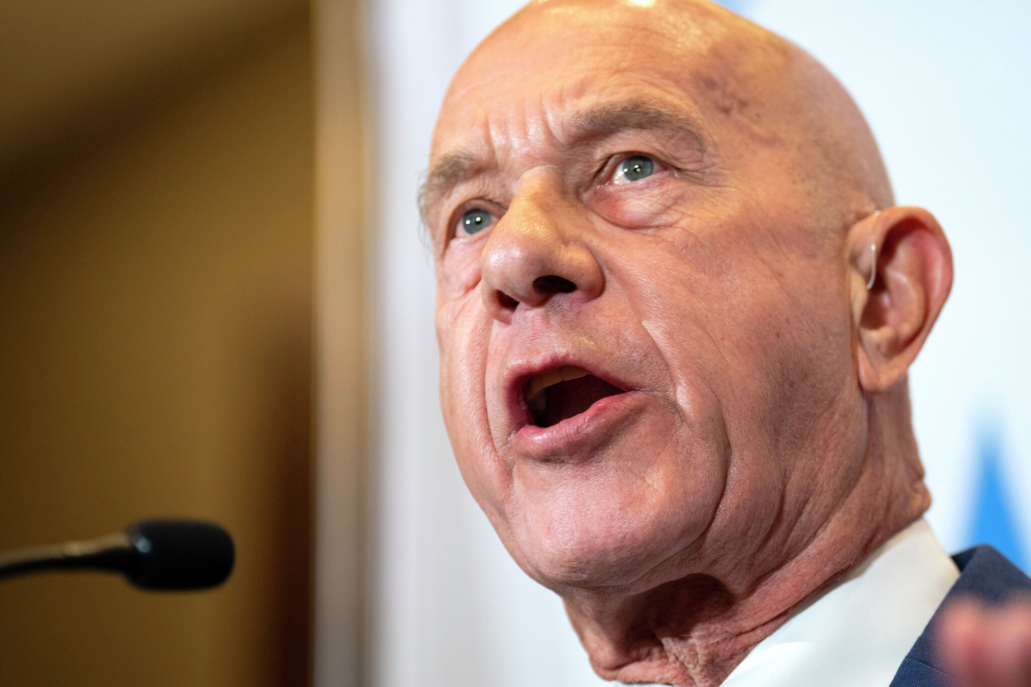 Houston mayor defends decision to redo Houston Avenue