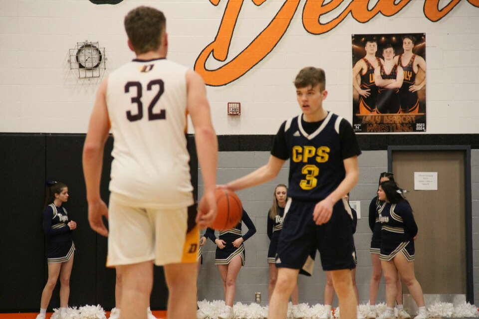 Deckerville boys beat CPS advance to district final game