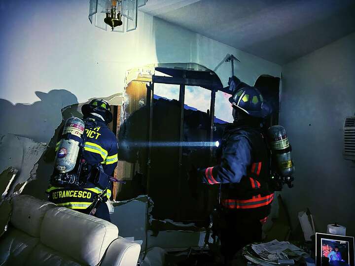 At least 16 people displaced after Middletown fire, official says