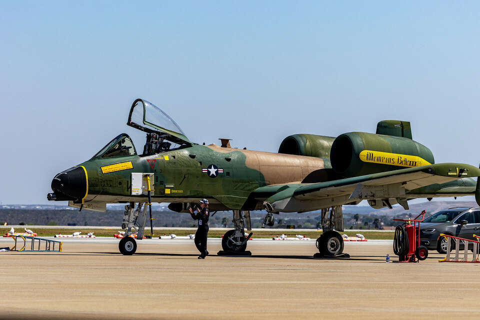 PHOTOS WBCA Stars & Stripes Air Show Spectacular