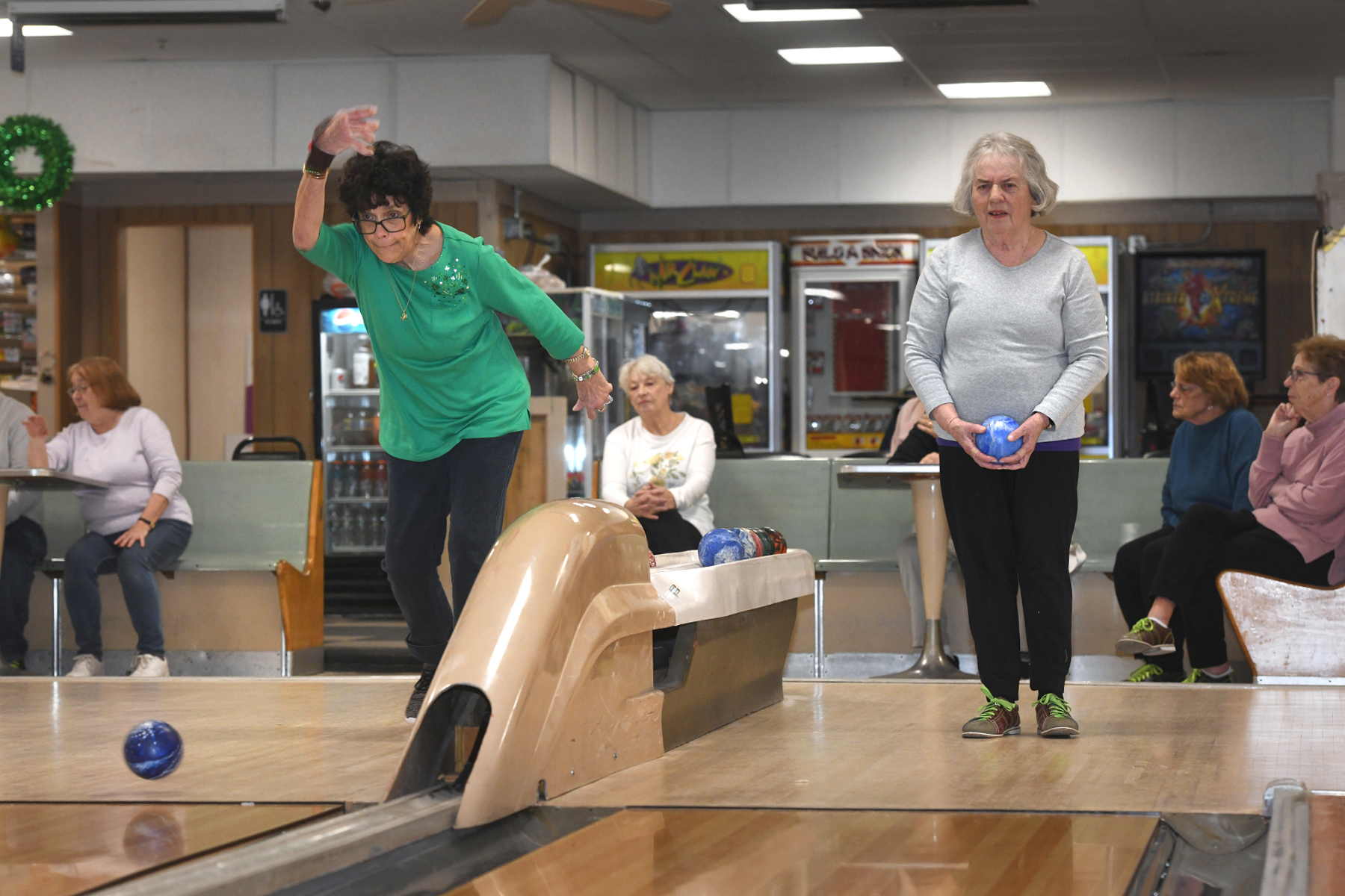 Devon Duckpin lanes' fate illustrates decline of bowling alleys