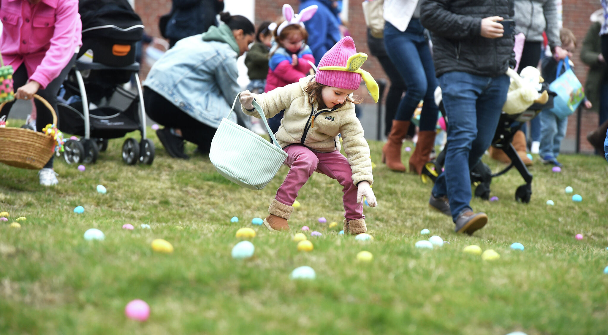 Danbury Area Towns Host Easter Egg Hunts And Easter Bunny Visits