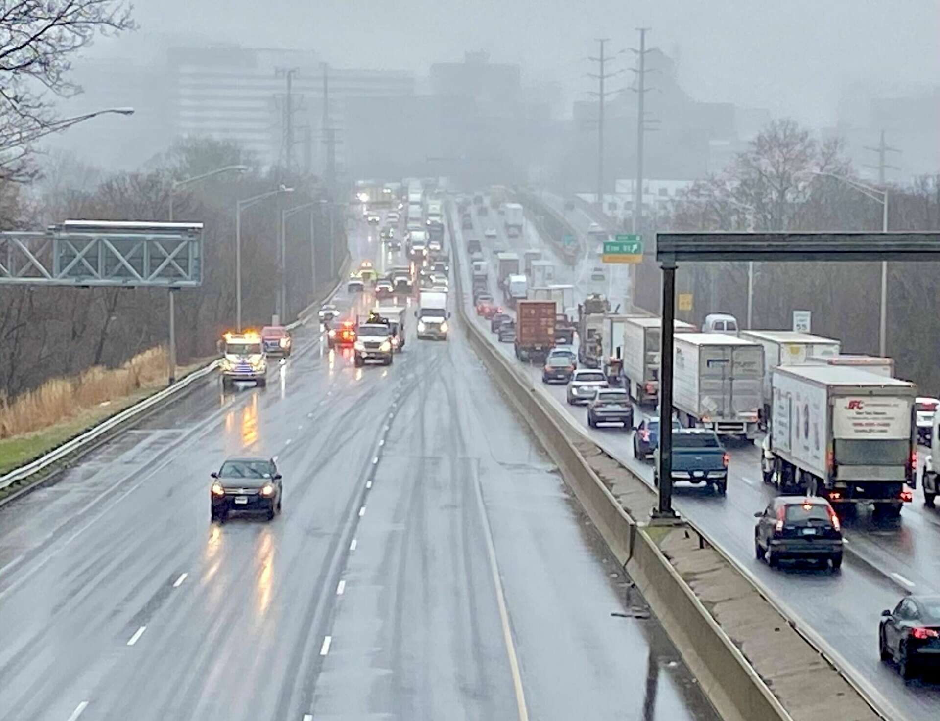 Interstate 95 north reopens in Stamford after multi-vehicle crash: DOT