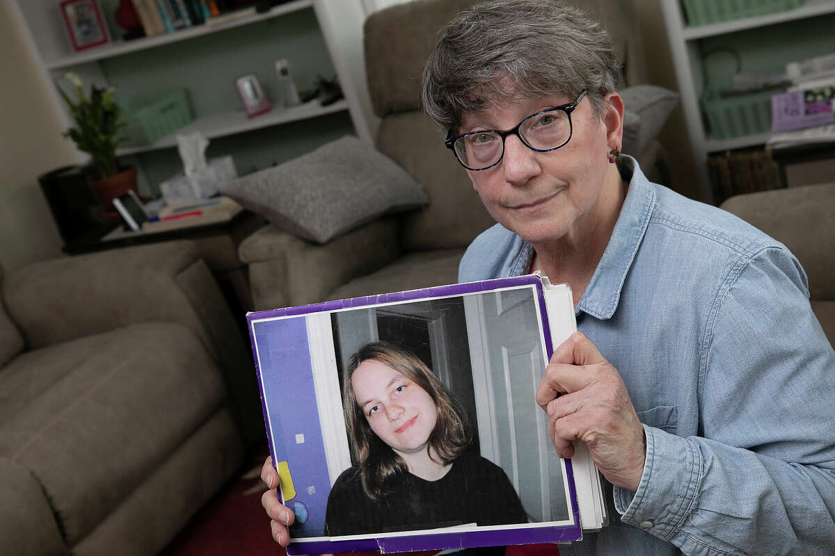 Family of Southington woman missing for 16 years hopes to reopen case via DNA