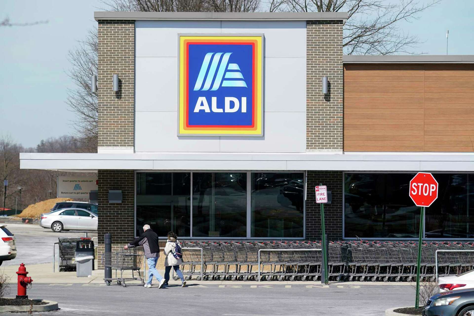 Major budgetfriendly grocery chain Aldi eyes California expansion