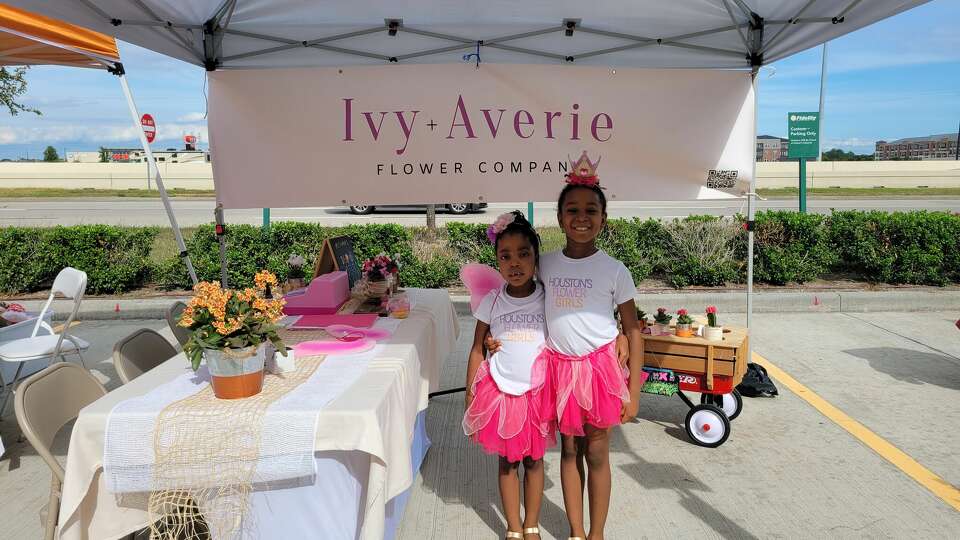 Ivy and Averie Flower Company, also known as Houston Flower Girls, was founded by two sisters with a passion for creating bouquets using ethically home-grown plants.