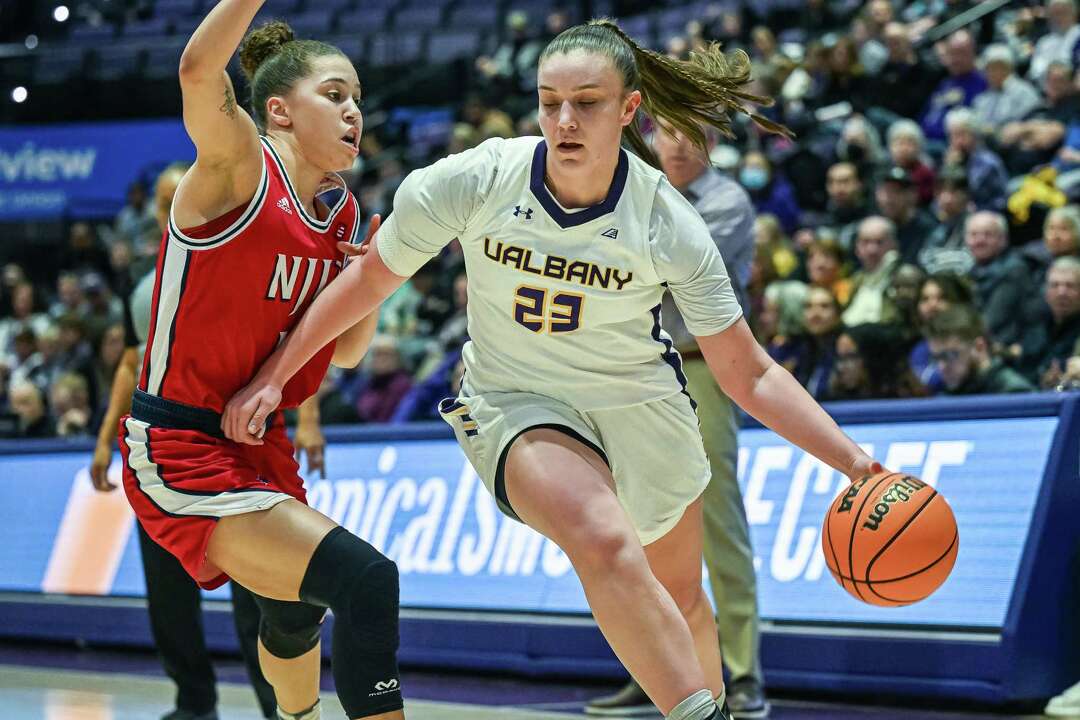 UAlbany women's basketball wins playoff game against NJIT