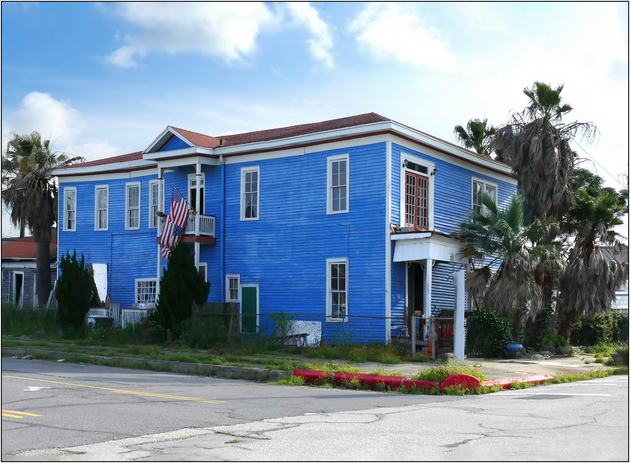 Restoring Galveston Airbnb - o8v8hhc