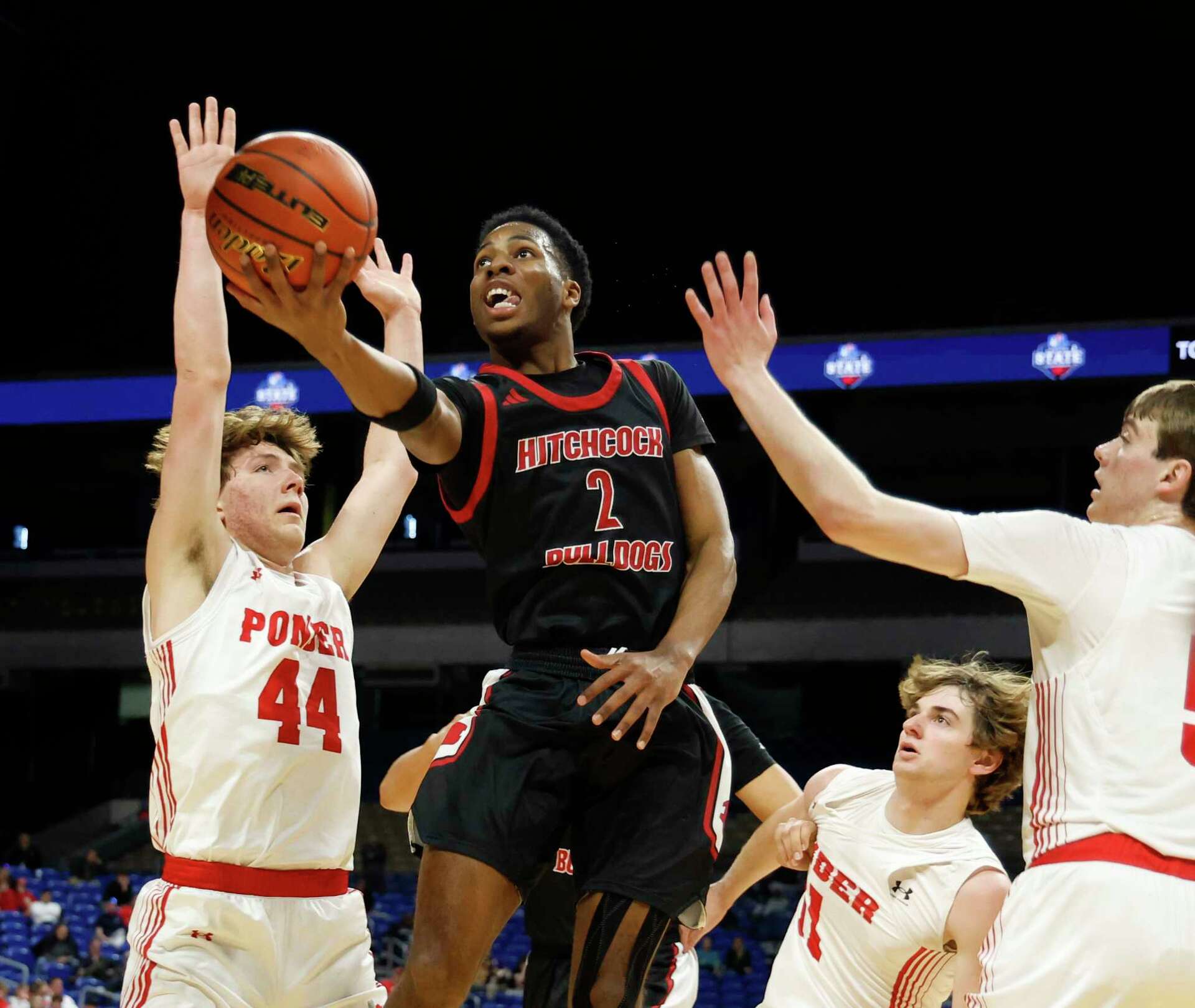 Hitchcock comes from behind to beat Ponder, claim 3A title