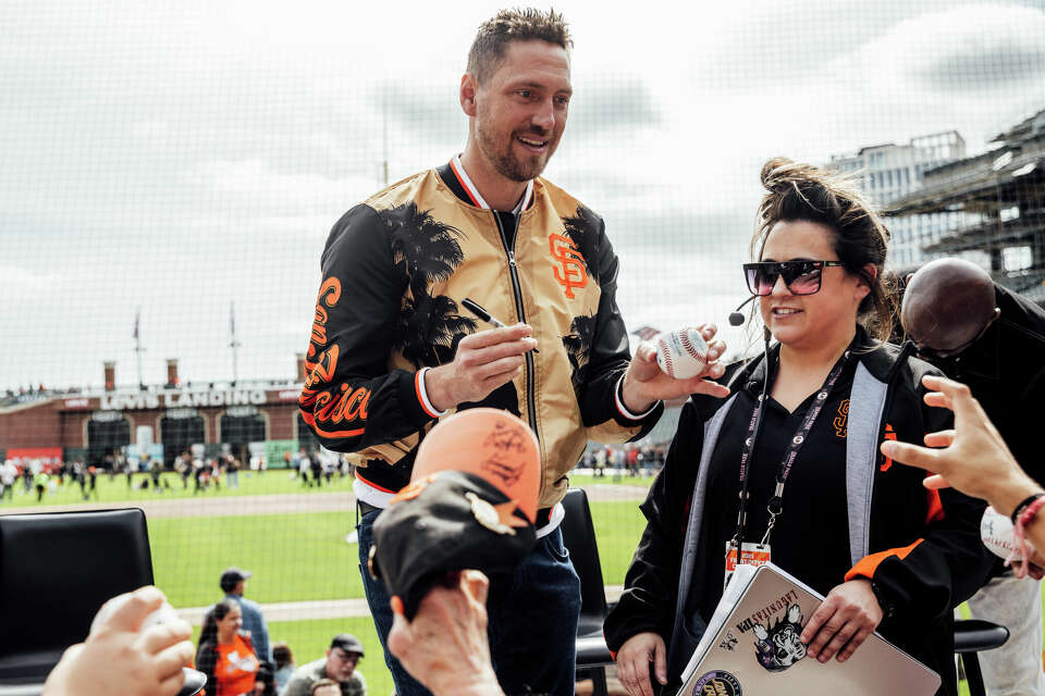 Photos: S.F. Giants’ FanFest offers special access at Oracle Park