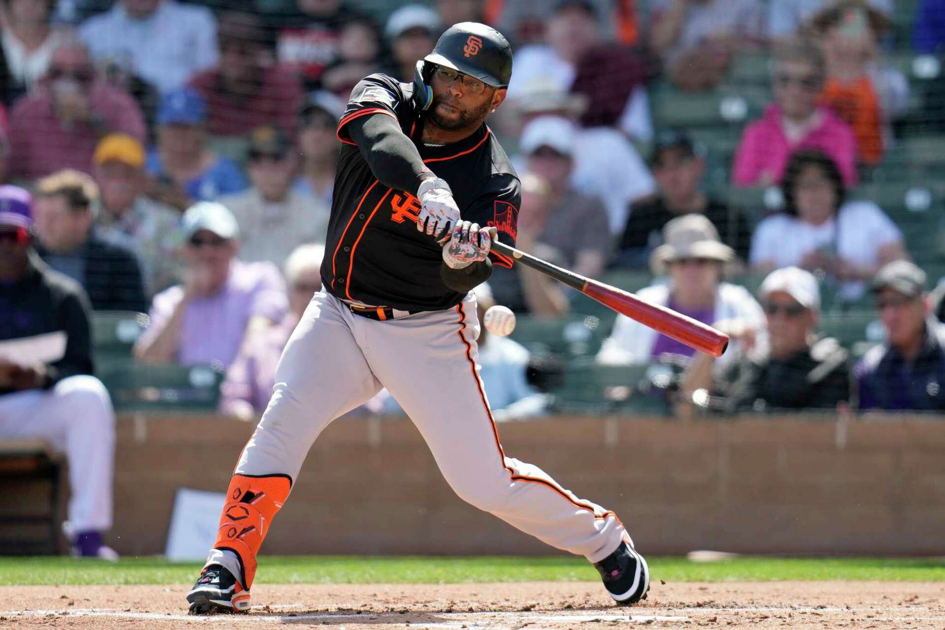 How Pablo Sandoval is making an impact at Giants camp, if not at plate