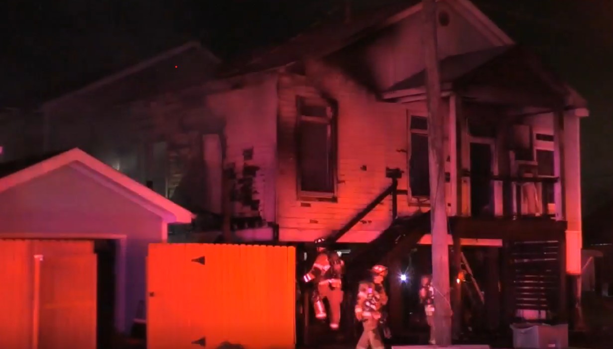 Dickinson man charged in fatal Galveston house fire