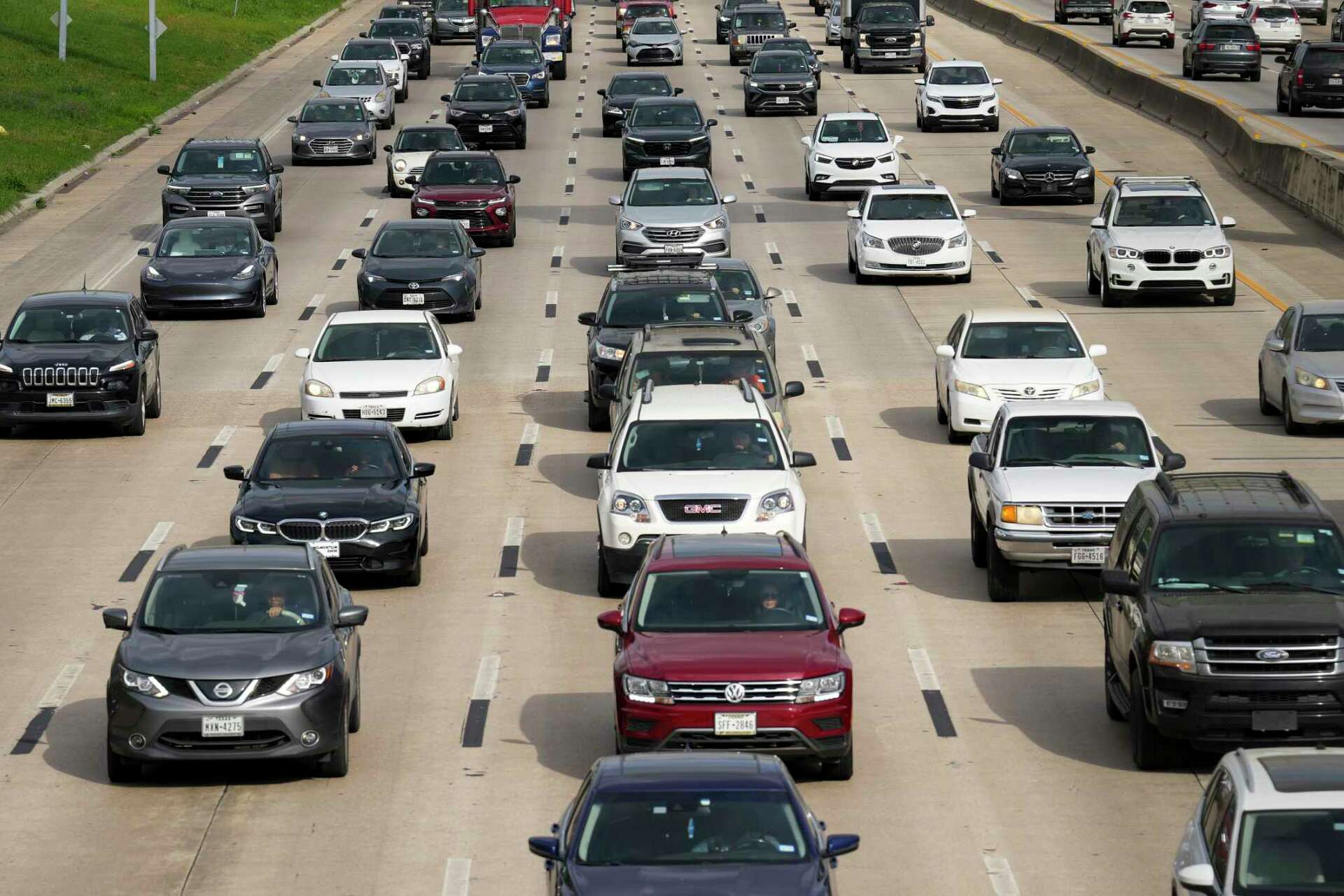 Widening freeways doesn't fix urban traffic. Texas does it anyway.