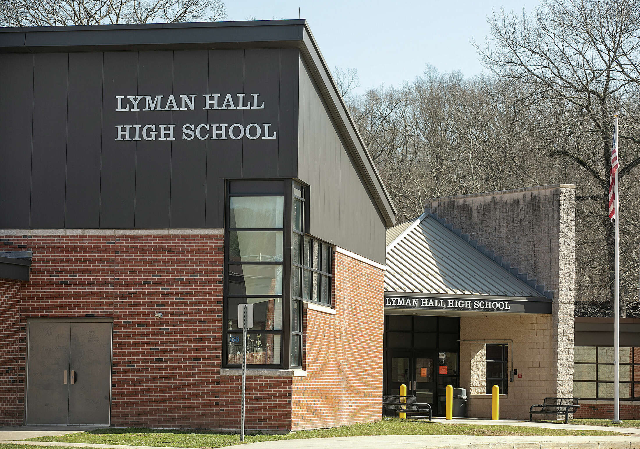 Lyman Hall inducting DelCervo, Barros, Porto into Hall of Fame