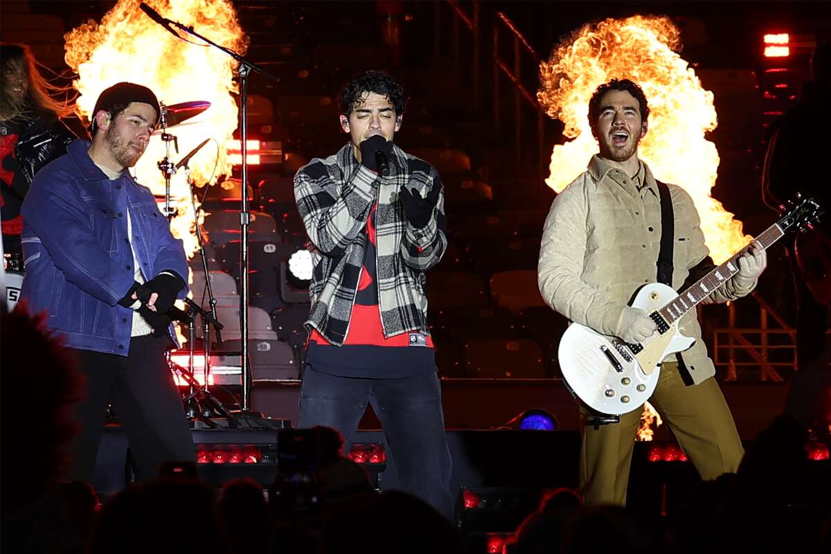 The Jonas Brothers hit the stage at NRG Stadium on Friday, March 15. 