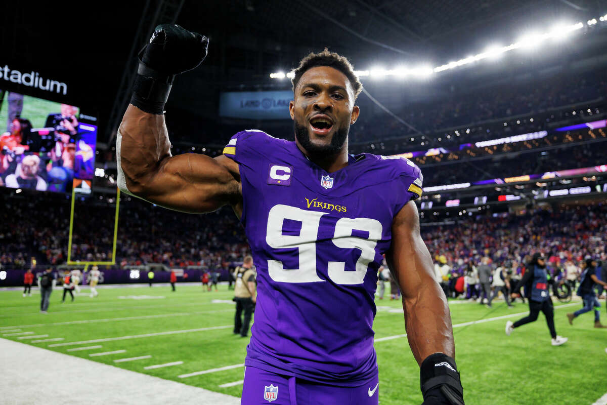 MINNEAPOLIS, MINNESOTA - OCTOBER 23: Danielle Hunter #99 of the Minnesota Vikings celebrates after an NFL football game against the San Francisco 49ers at U.S. Bank Stadium on October 23, 2023 in Minneapolis, Minnesota. (Photo by Ryan Kang/Getty Images)