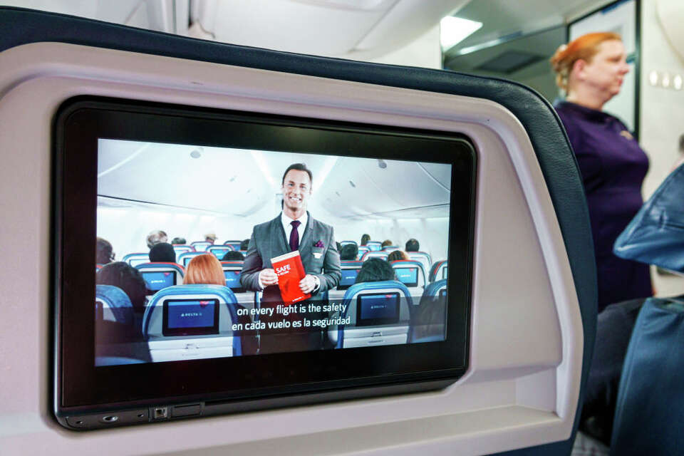 Boeing is slowly breaking the airline industry