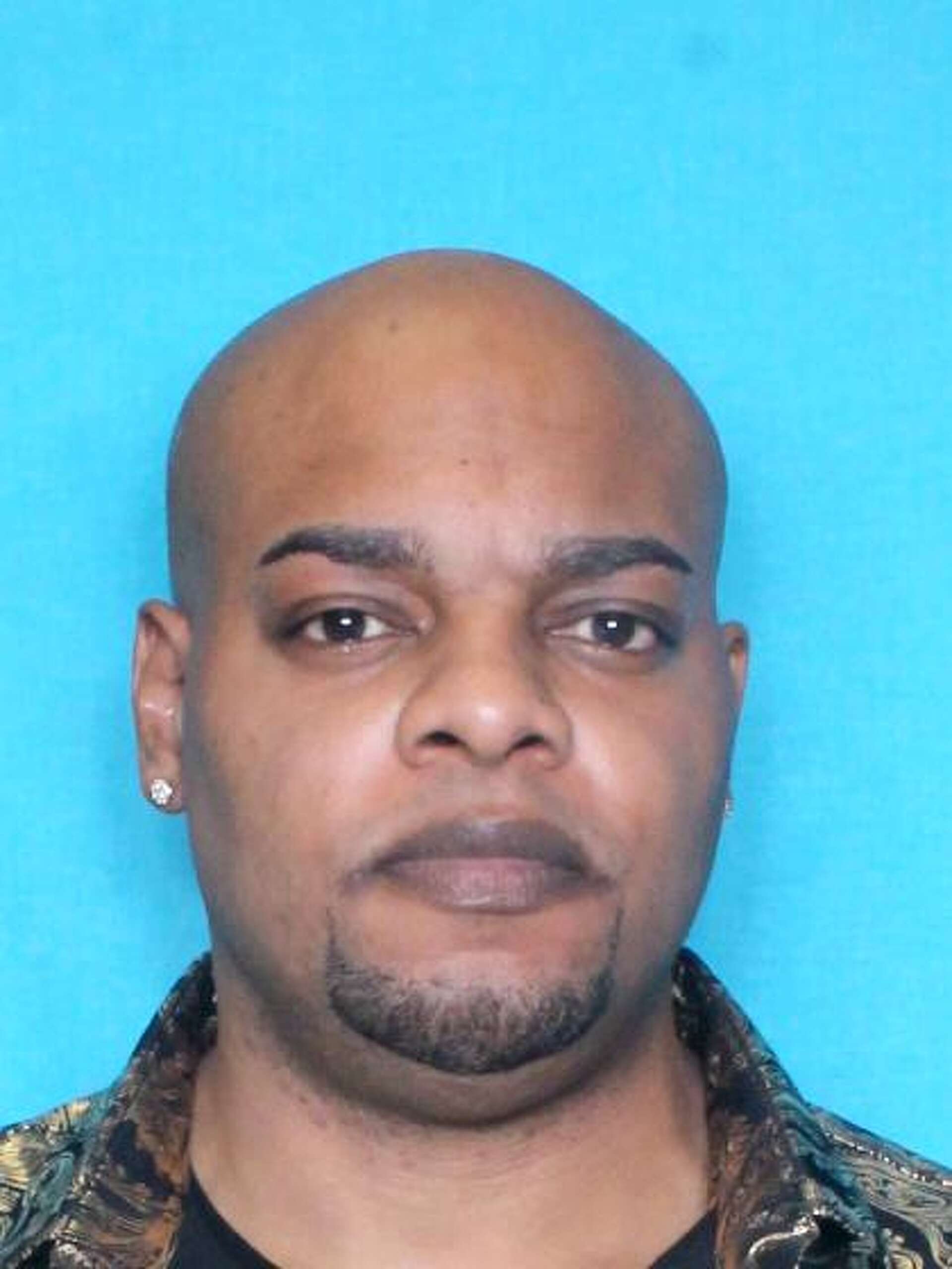 Midland apartment standoff ends with suspect in custody, hostages safe