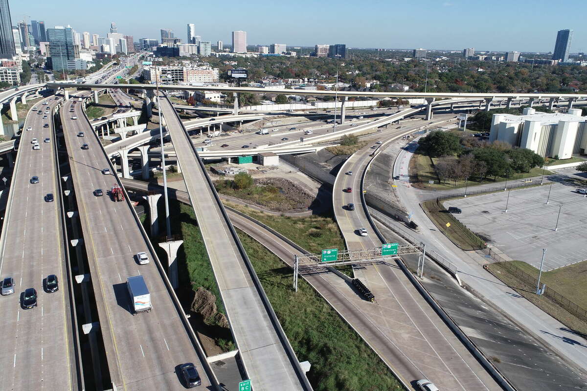 The 610 Northbound Connector ramp to 59 Northbound will be shit down for three months starting Friday, March 22.