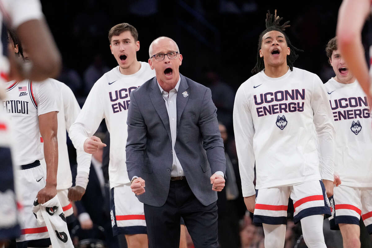 UConn men's basketball outscores St. John's in Big East Tournament semis