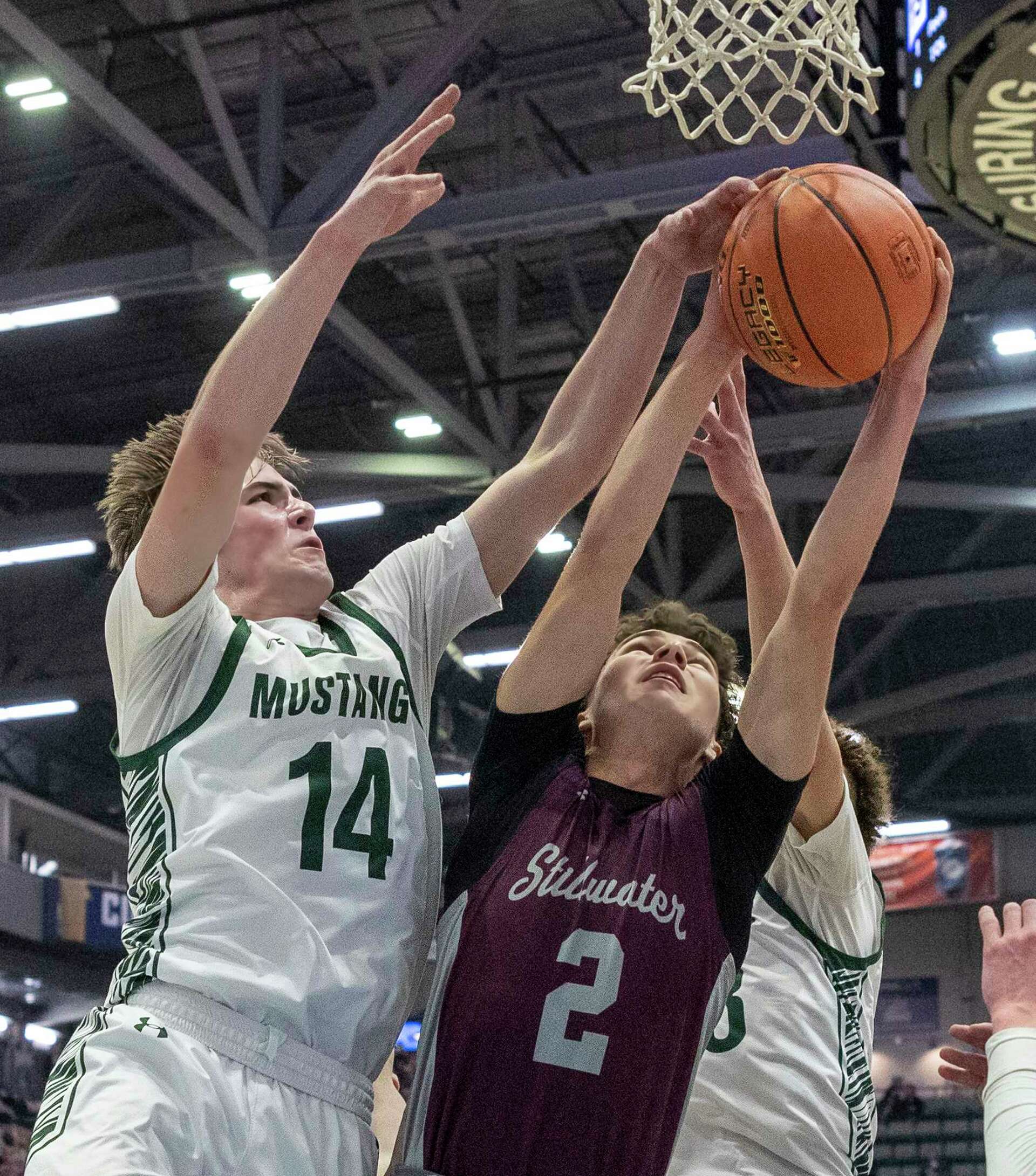 Stillwater boys' basketball wins Class B state championship